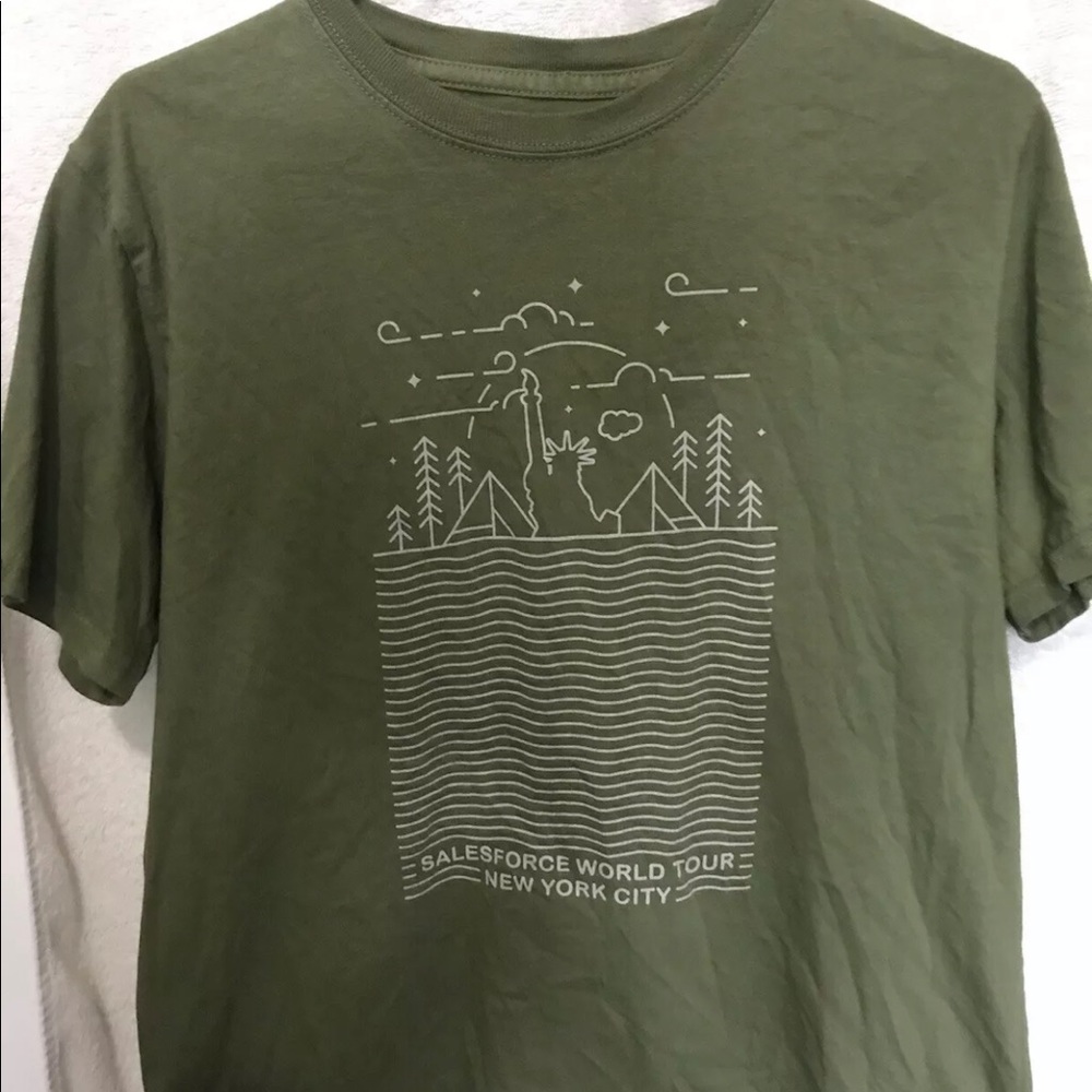 SALESFORCE WORLD TOURNEW YORK CITY TEE SIZE XL